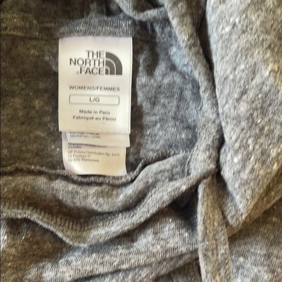 Gray North Face sweatshirt - Picture 2 of 3